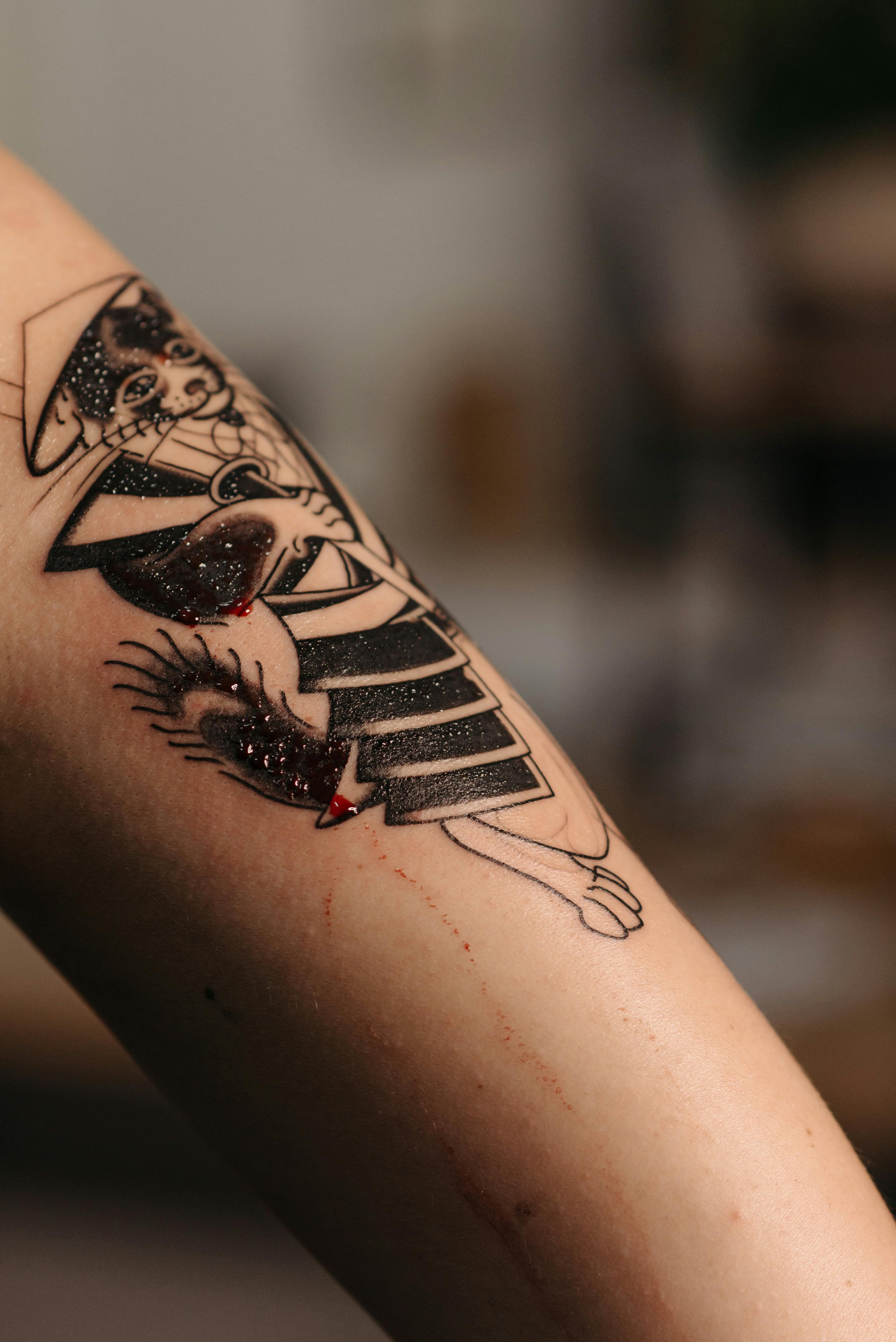 Tattoo Care Mistakes: The Biggest Reasons Tattoos Fade or Heal Poorly